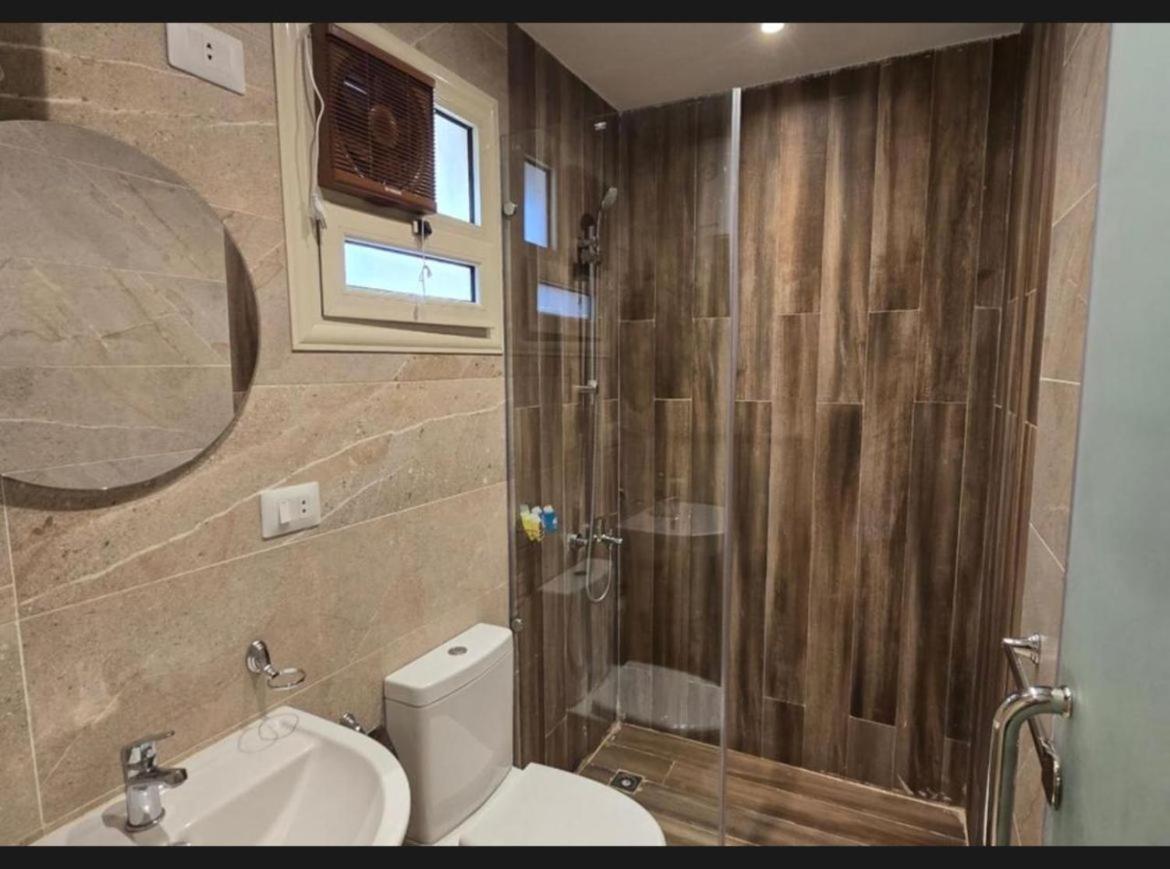 Pyramids A-Heaven Hotel and Rooftop Bedouin Tent - Photo 11