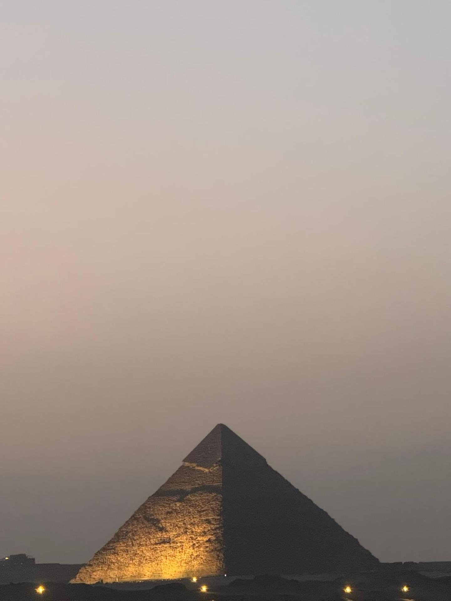 New Galleria Pyramids view inn - Photo 20