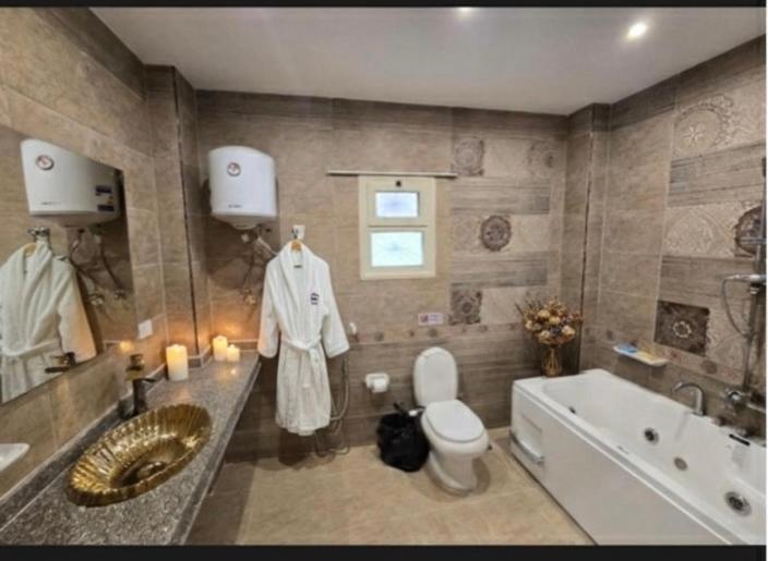 Pyramids A-Heaven Hotel and Rooftop Bedouin Tent - Photo 35