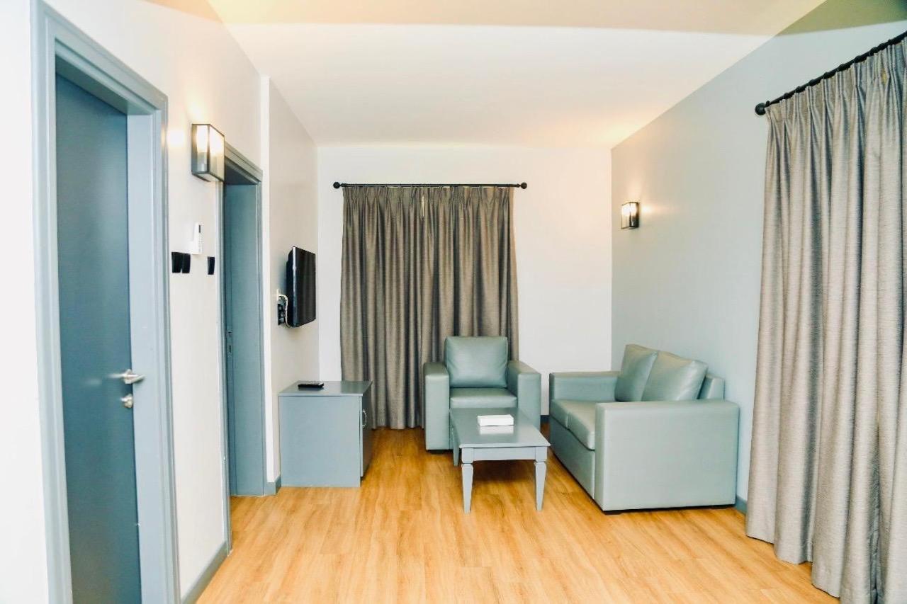 Al Sharq Hotel - Photo 3