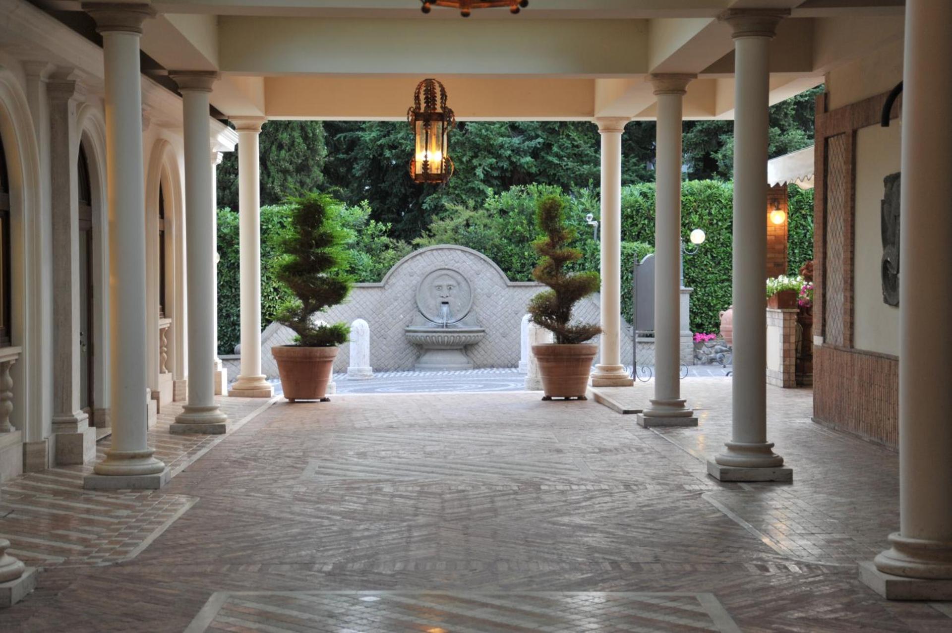 Park Hotel Villaferrata - Photo 8