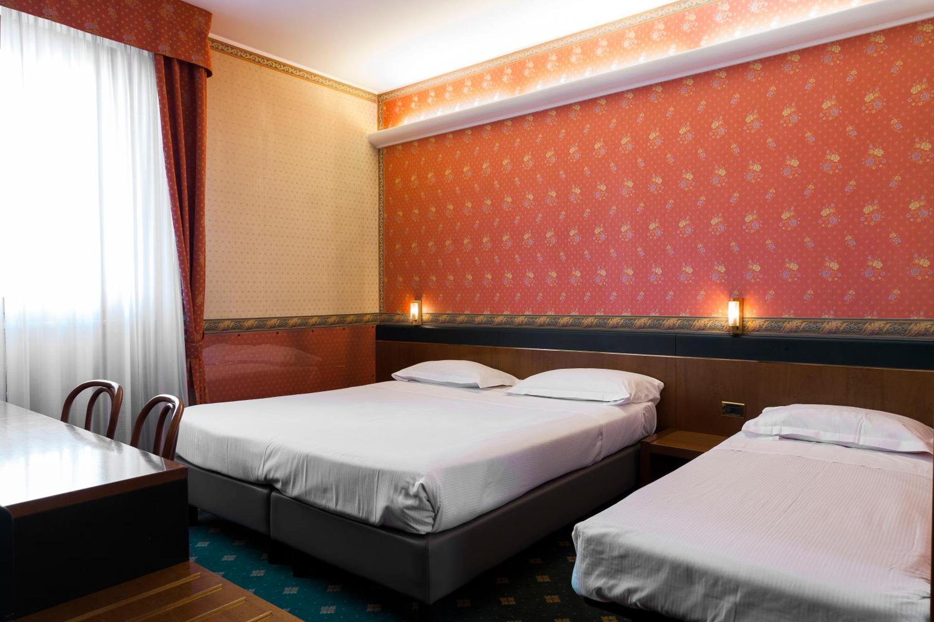 Hotel Des Etrangers - Photo 22