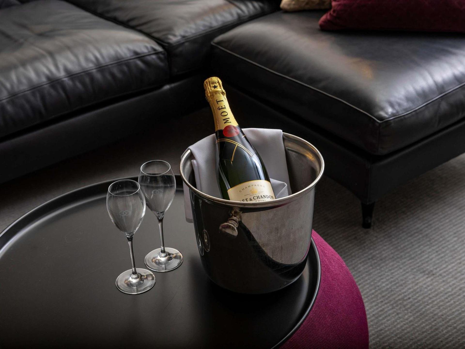 Sofitel Brisbane Central - Photo 18