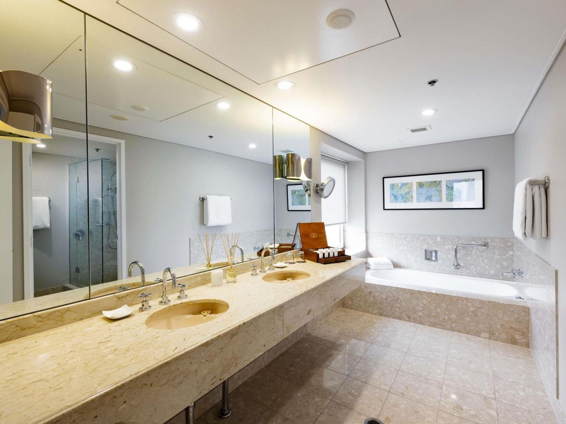 Sofitel Brisbane Central - Photo 71