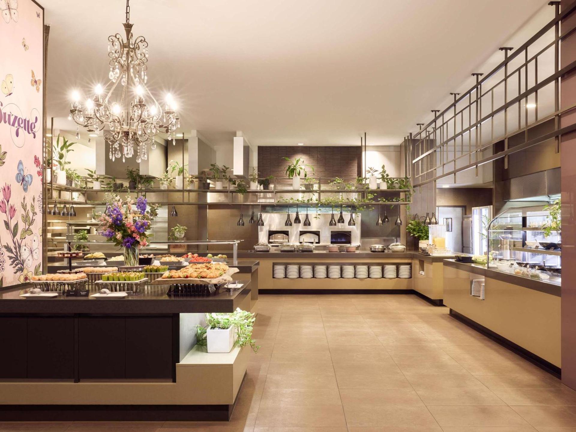 Sofitel Brisbane Central - Photo 95