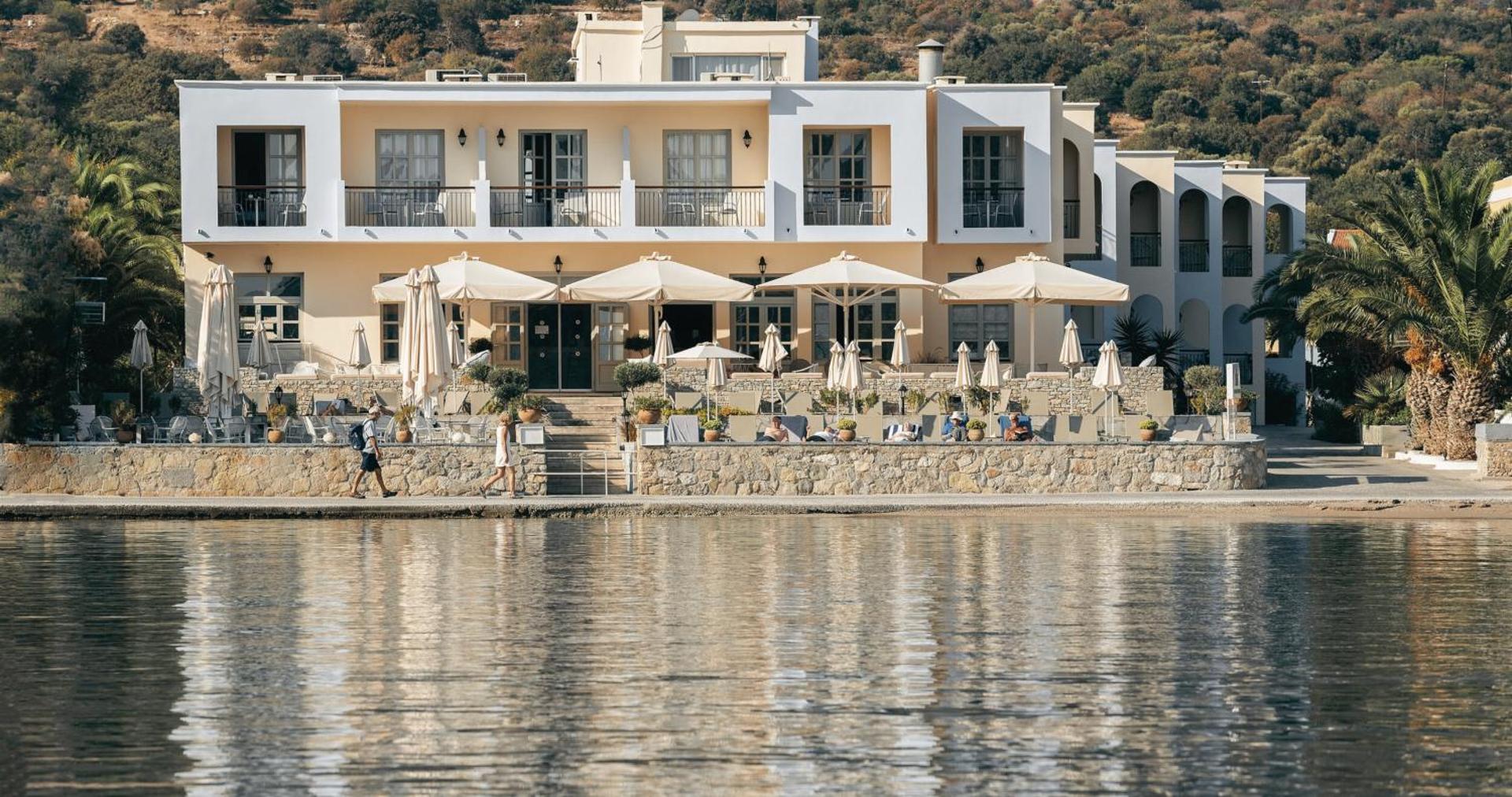 Pedi Beach Hotel - Photo 10