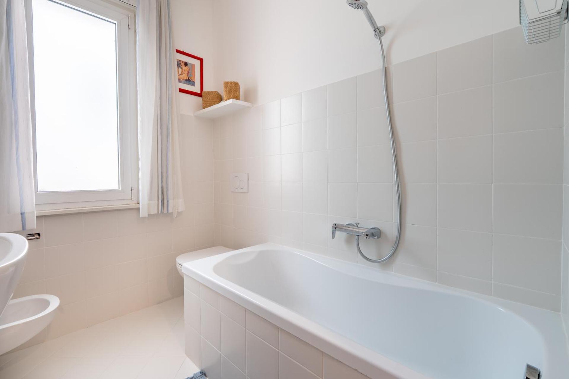 Wake Up to the Sea at Alassio - Stunning View from Every Room - Photo 9