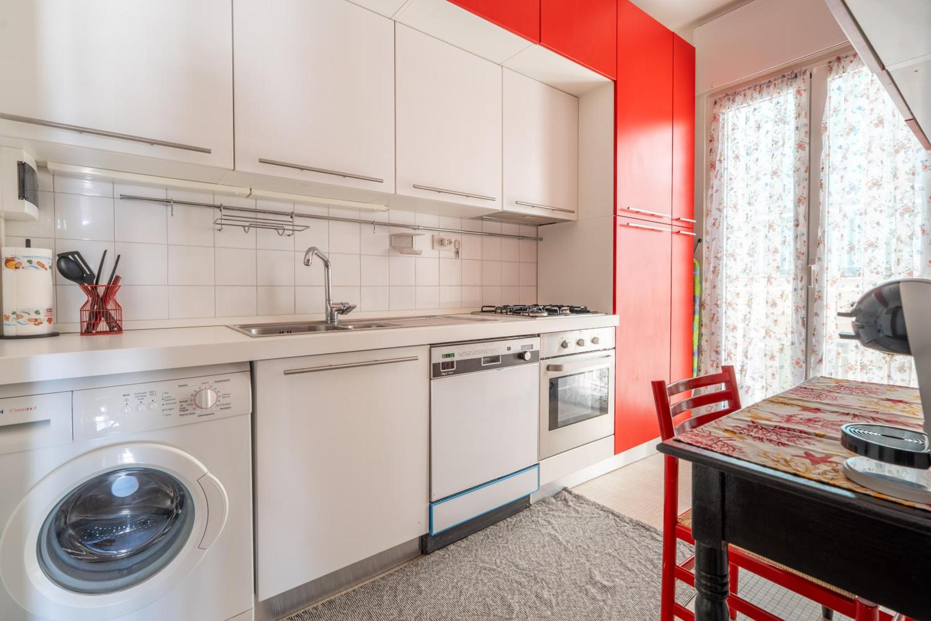 Wake Up to the Sea at Alassio - Stunning View from Every Room - Photo 51