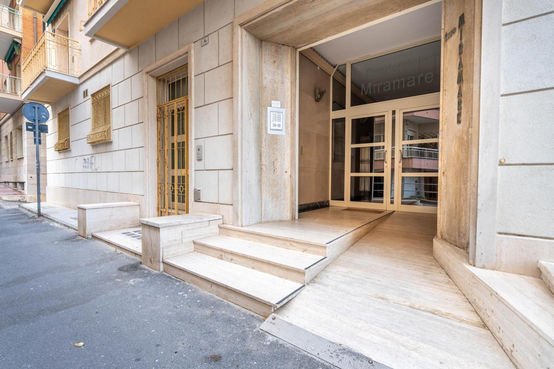 Wake Up to the Sea at Alassio - Stunning View from Every Room - Photo 15