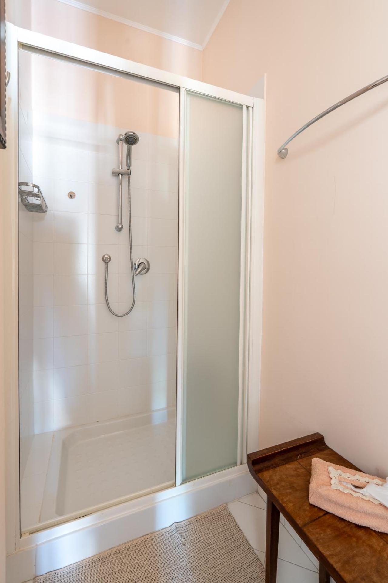 Wake Up to the Sea at Alassio - Stunning View from Every Room - Photo 18