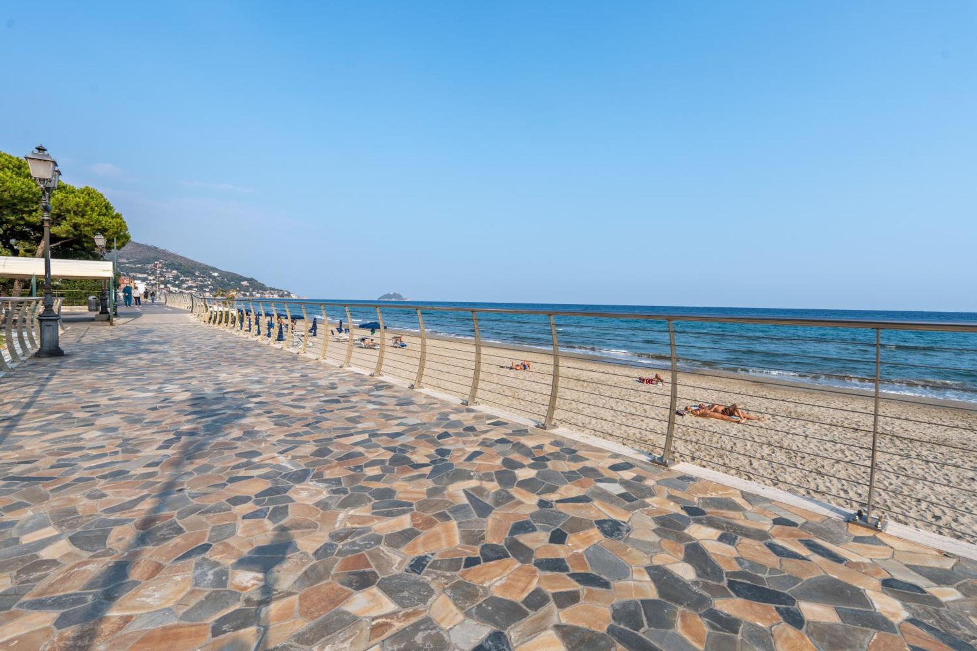 Wake Up to the Sea at Alassio - Stunning View from Every Room - Photo 22