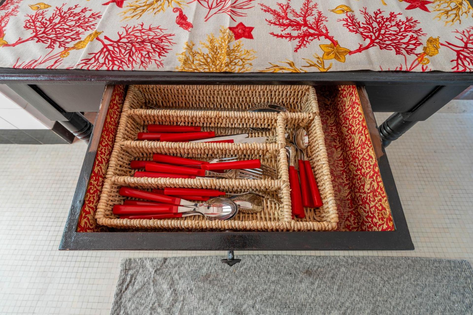 Wake Up to the Sea at Alassio - Stunning View from Every Room - Photo 25