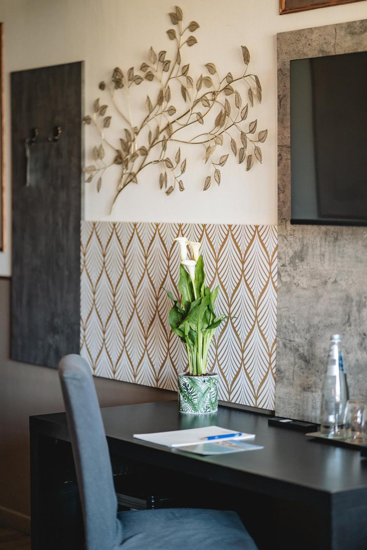 Hotel Carignano - Photo 16