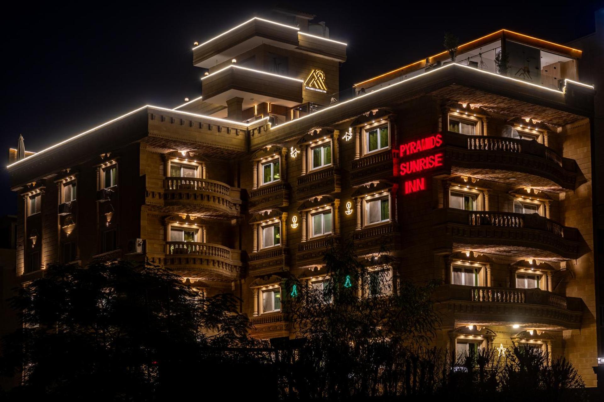 Pyramids sunrise inn - Photo 151