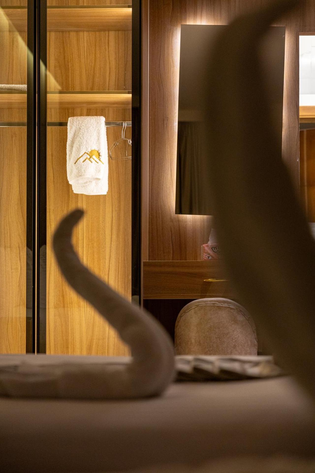 Pyramids sunrise inn - Photo 274