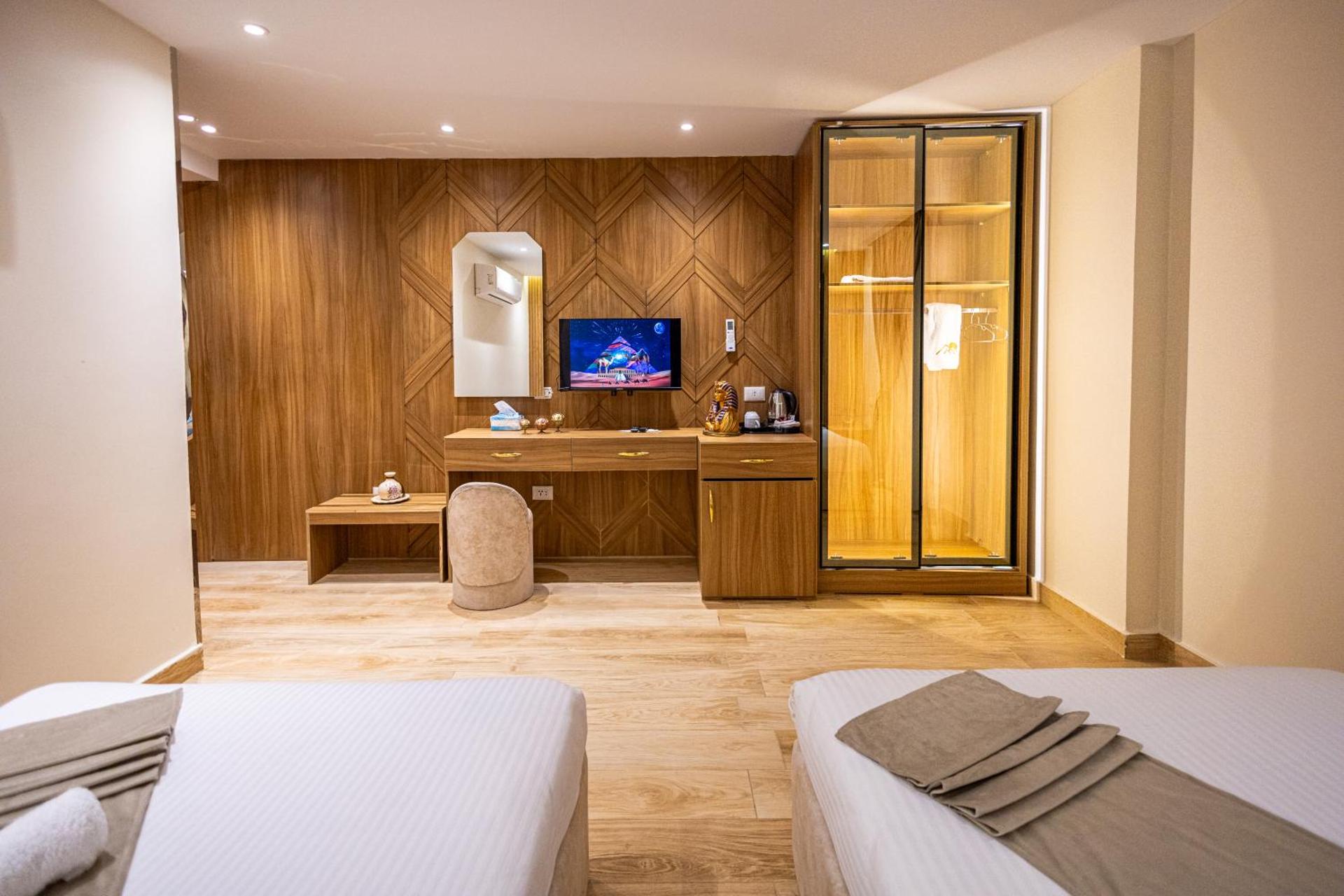 Pyramids sunrise inn - Photo 284