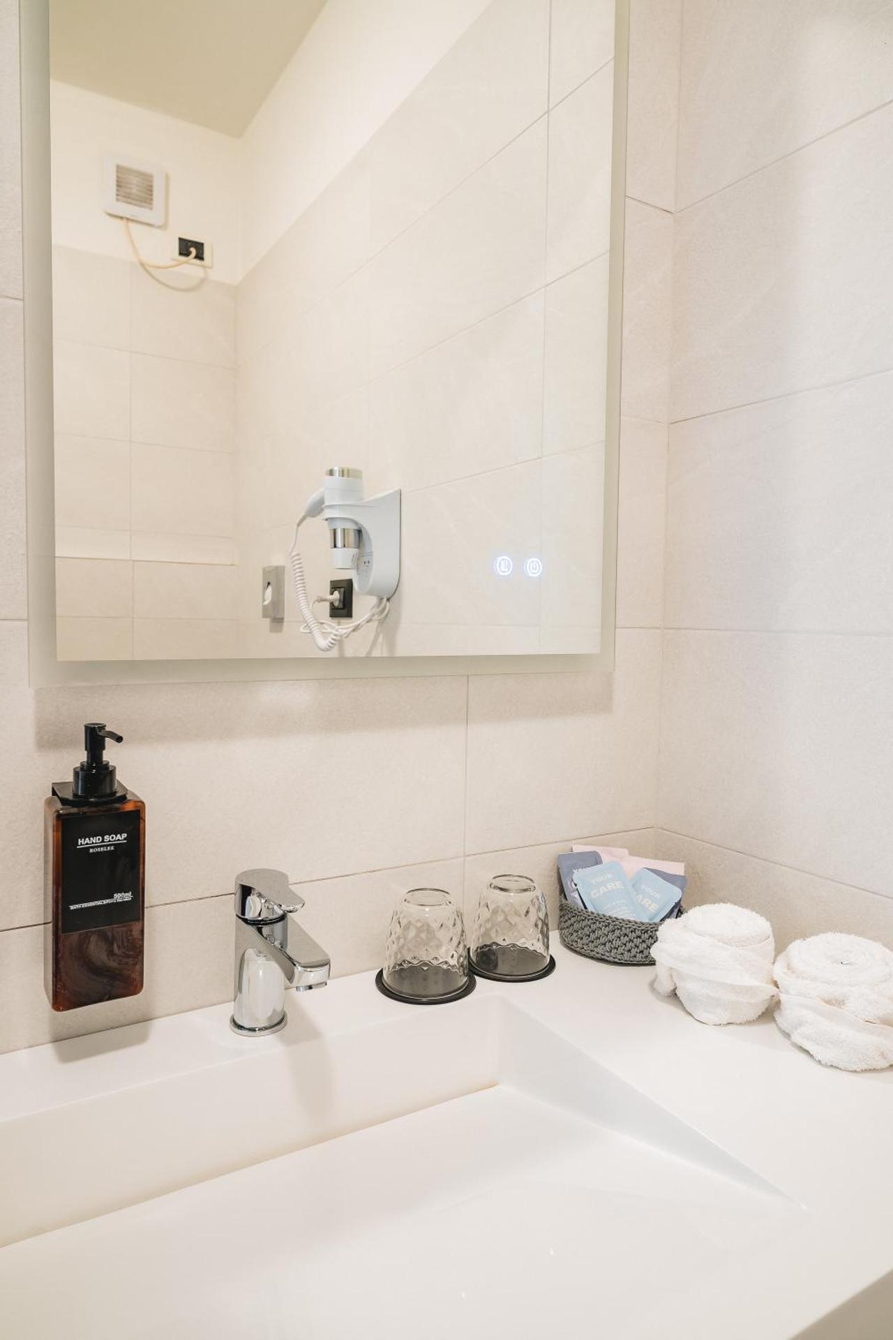 Hotel Carignano - Photo 75