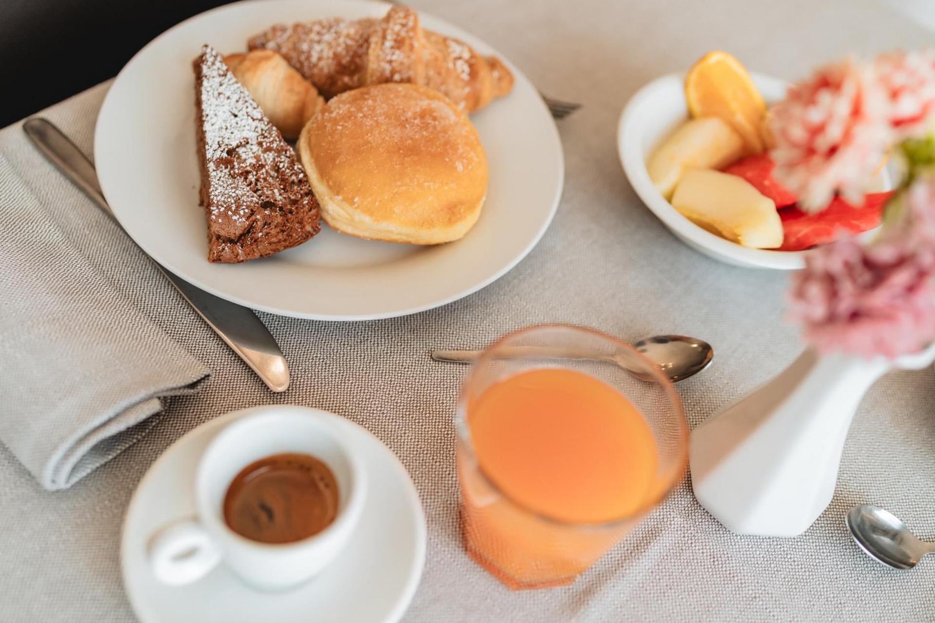 Hotel Carignano - Photo 211