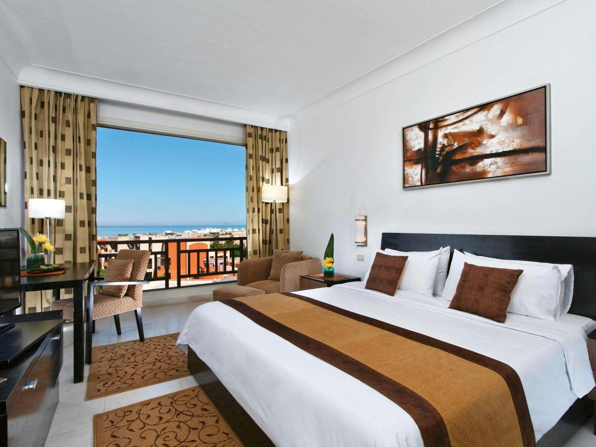 Mövenpick Resort El Sokhna - Photo 32