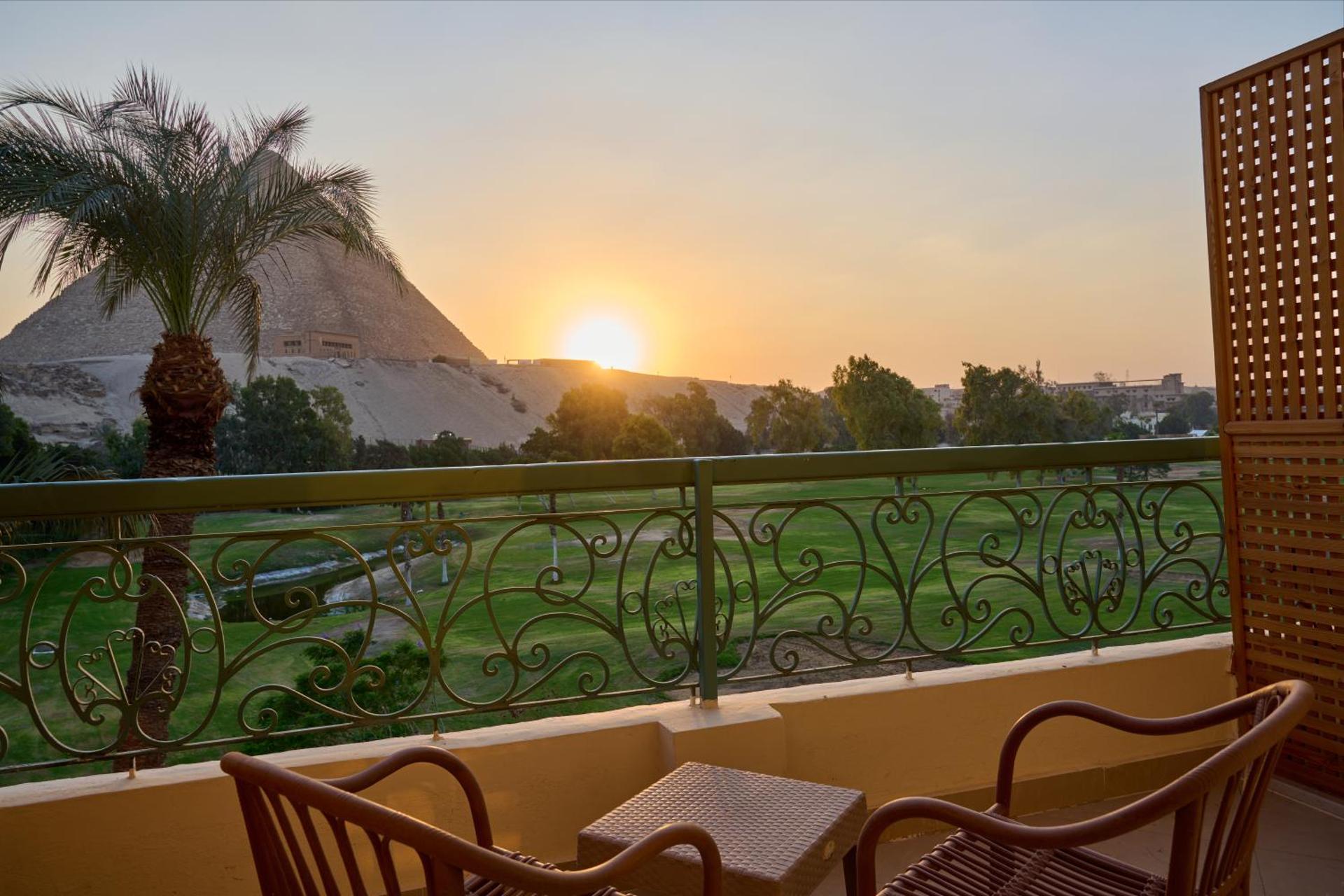 Beit Khufu Pyramid Hotel - Photo 42