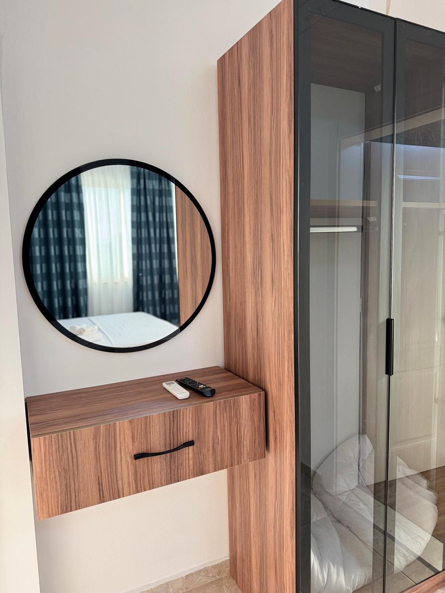 Aerostay Hotel - Photo 6