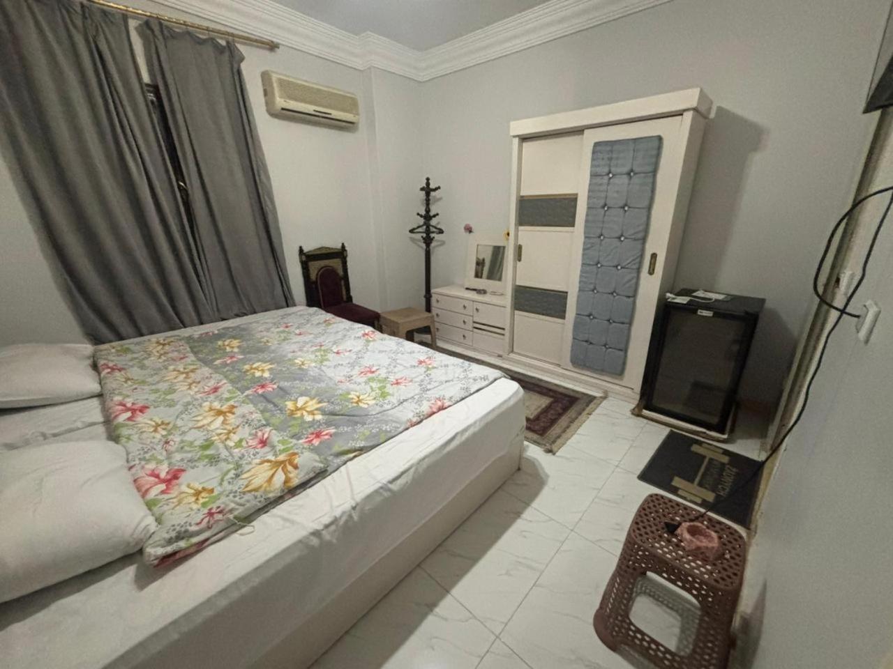 Falcon pyramids inn - Photo 22