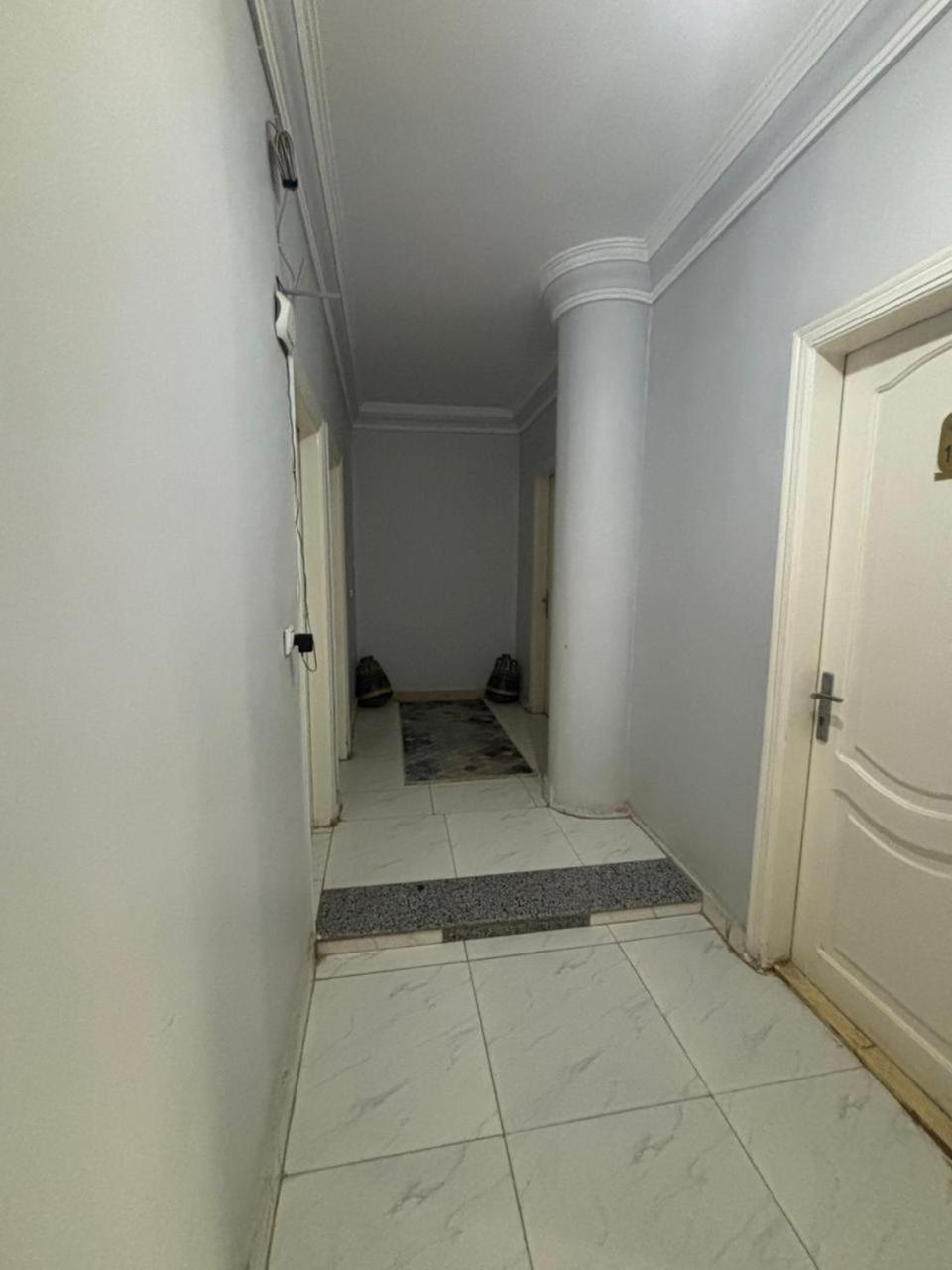 Falcon pyramids inn - Photo 92