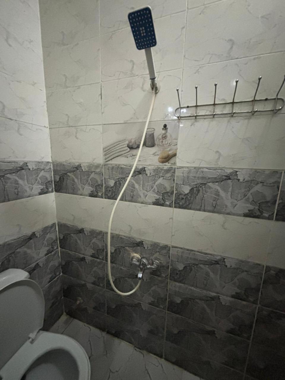 Falcon pyramids inn - Photo 91