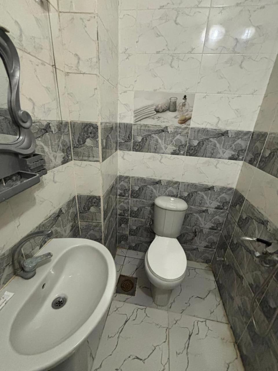 Falcon pyramids inn - Photo 103