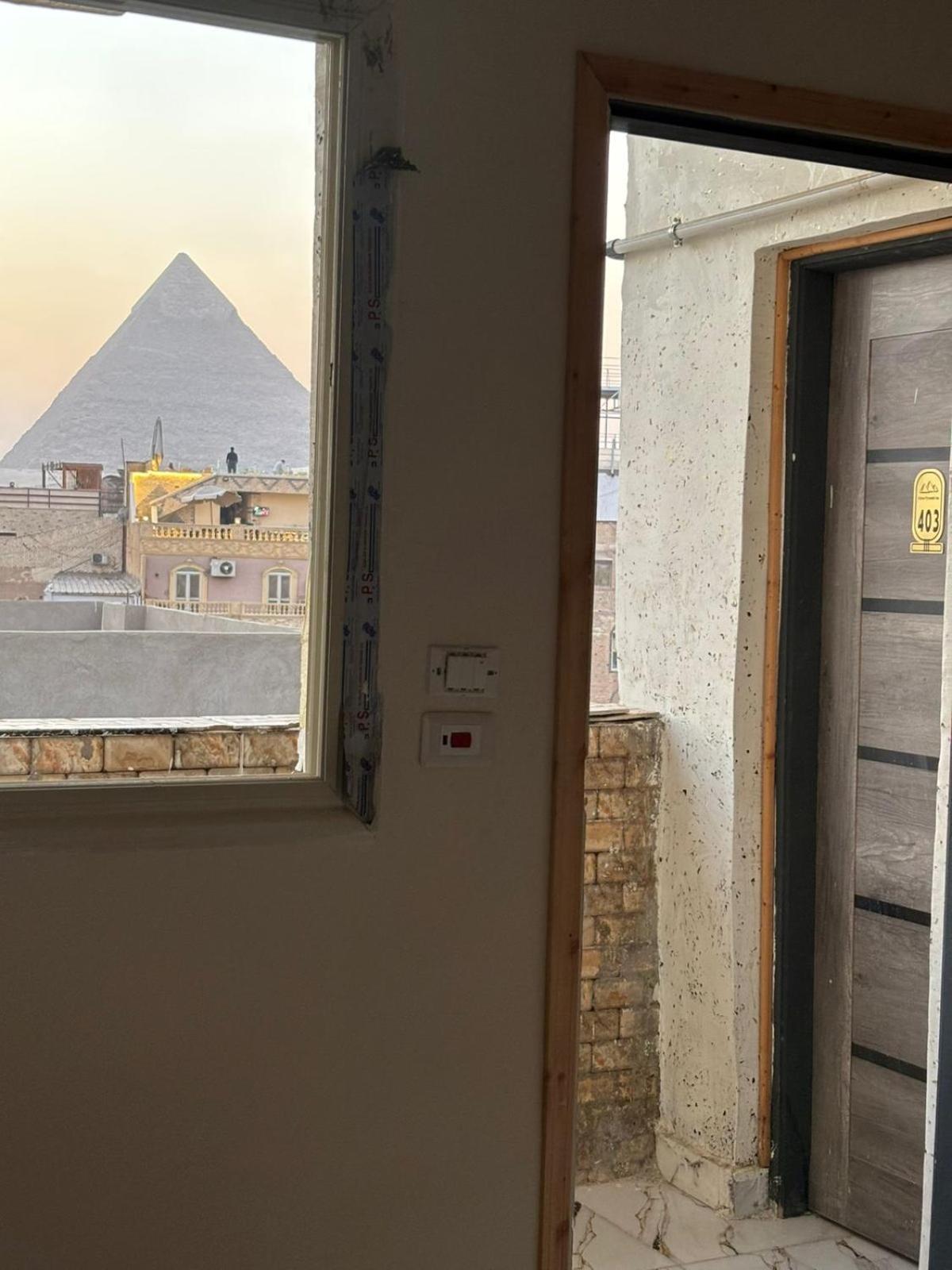 Falcon pyramids inn - Photo 102