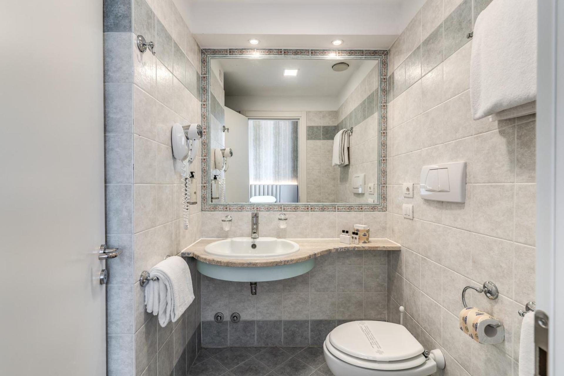 Hotel Isola Sacra Rome Airport - Photo 3