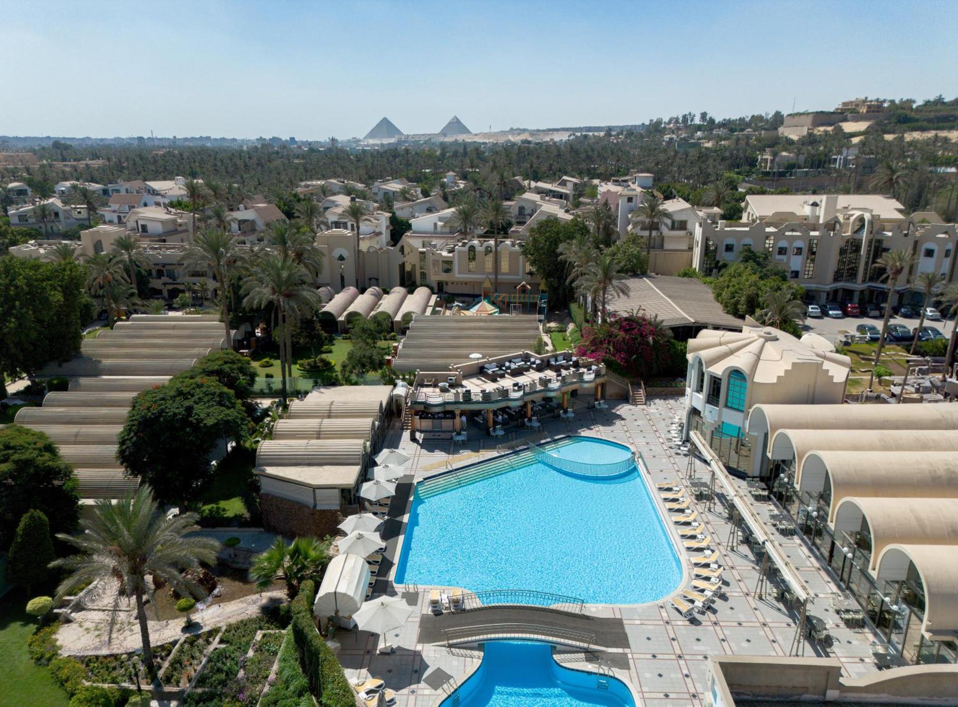 JAZ Pyramids Resort - Photo 6