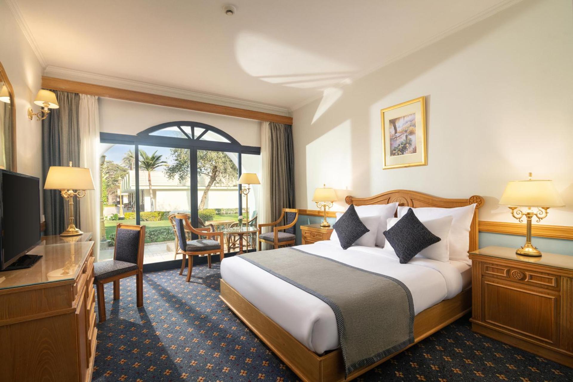 JAZ Pyramids Resort - Photo 30