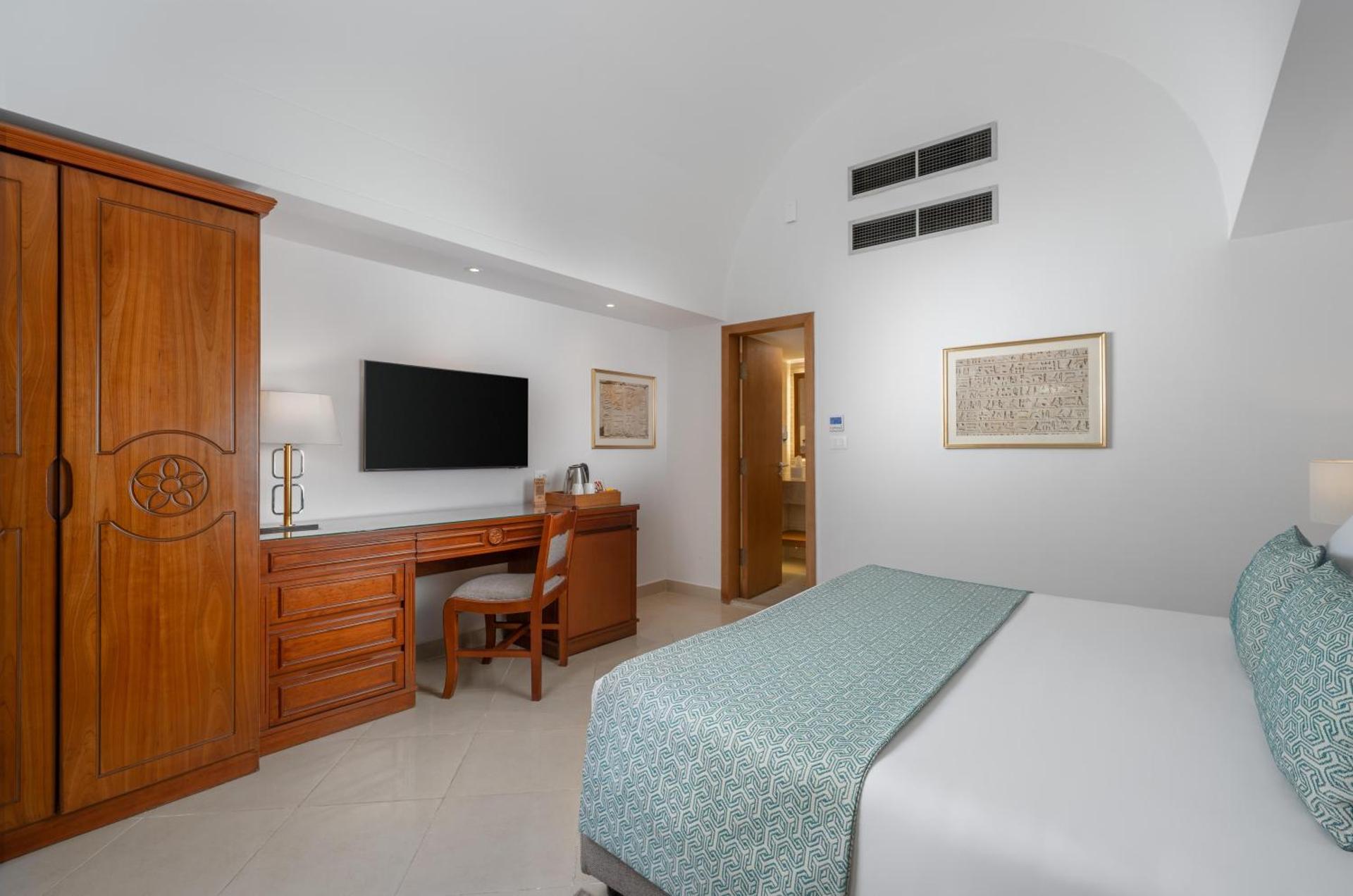 JAZ Pyramids Resort - Photo 26