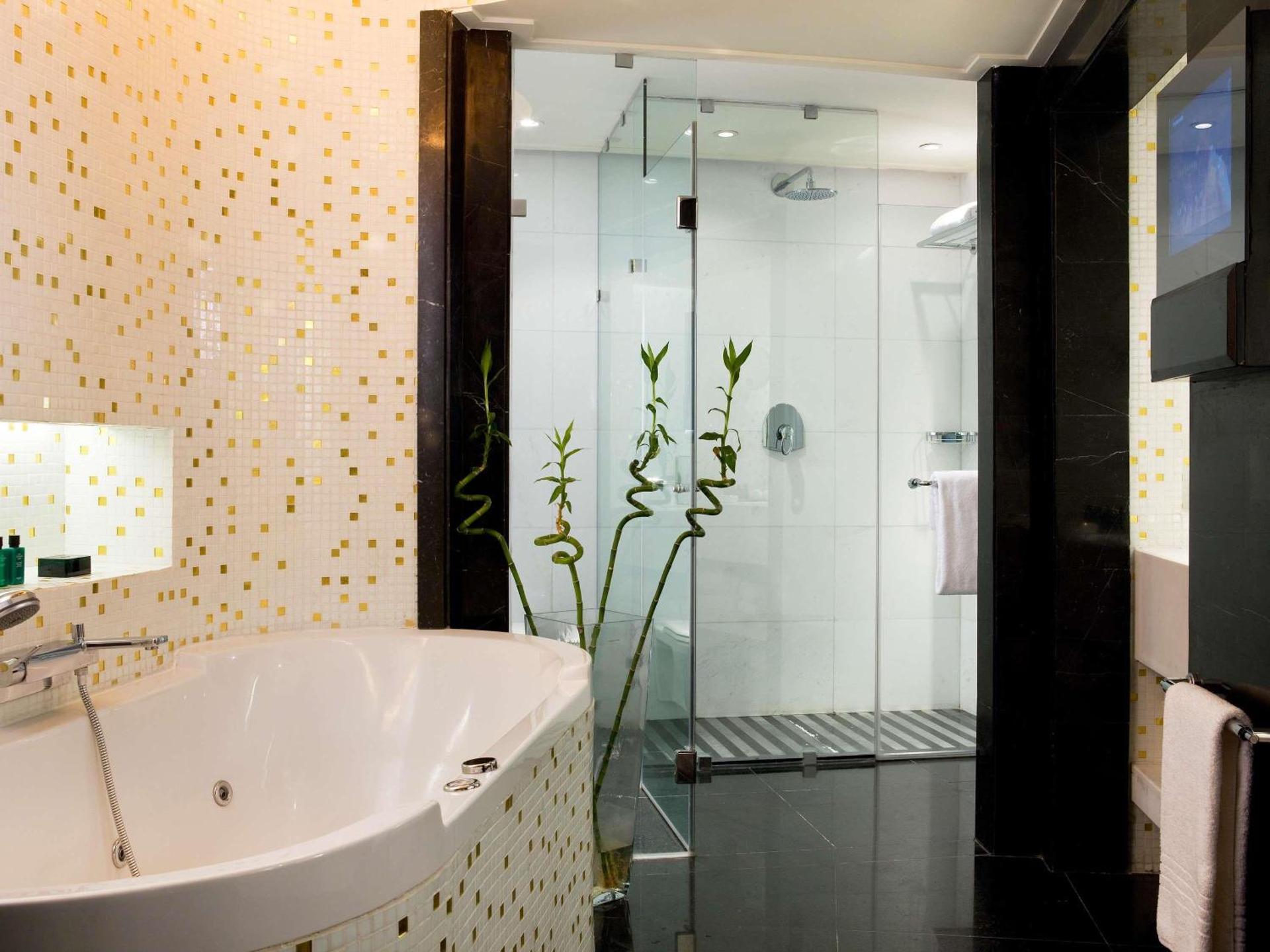 Sofitel Cairo Nile El Gezirah - Photo 57