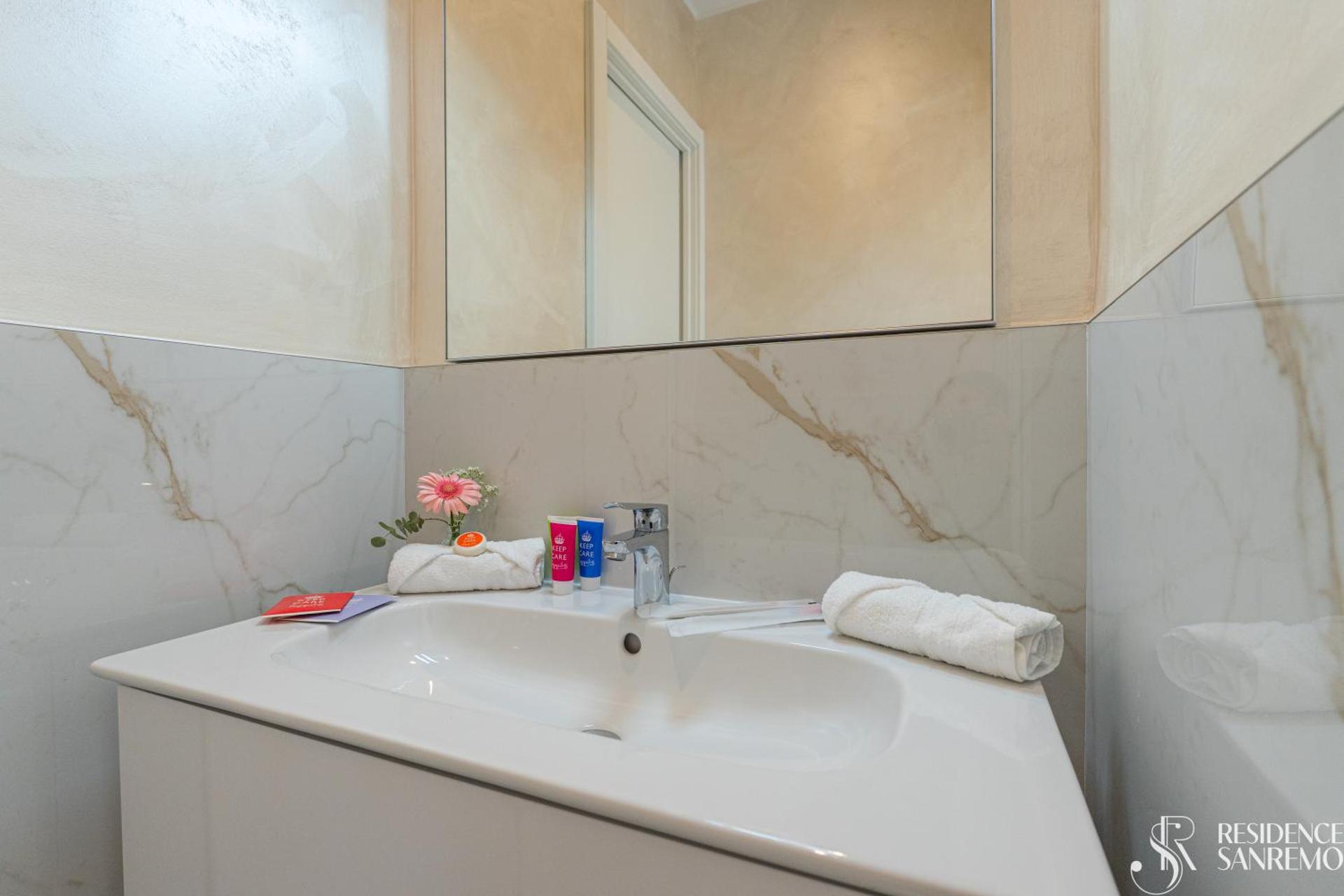 Residence Sanremo - Photo 55