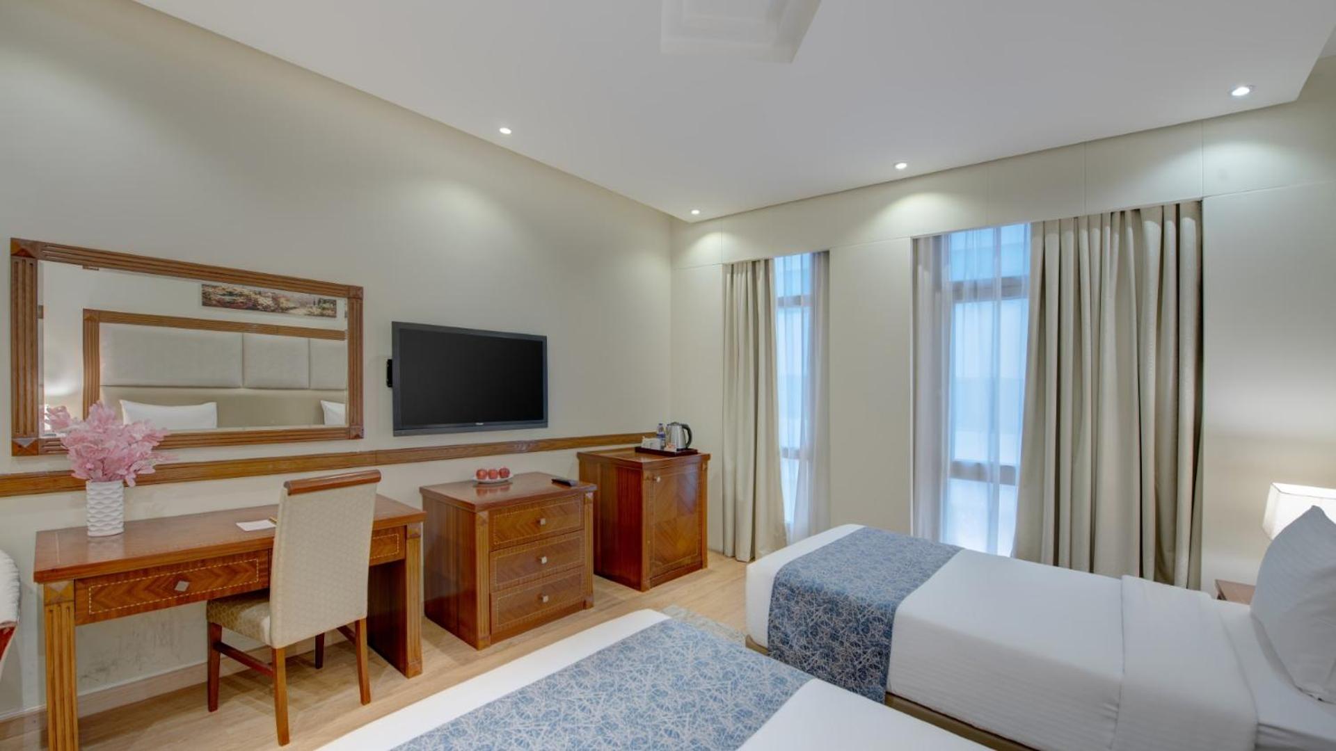 Vendome Plaza Hotel - Photo 13