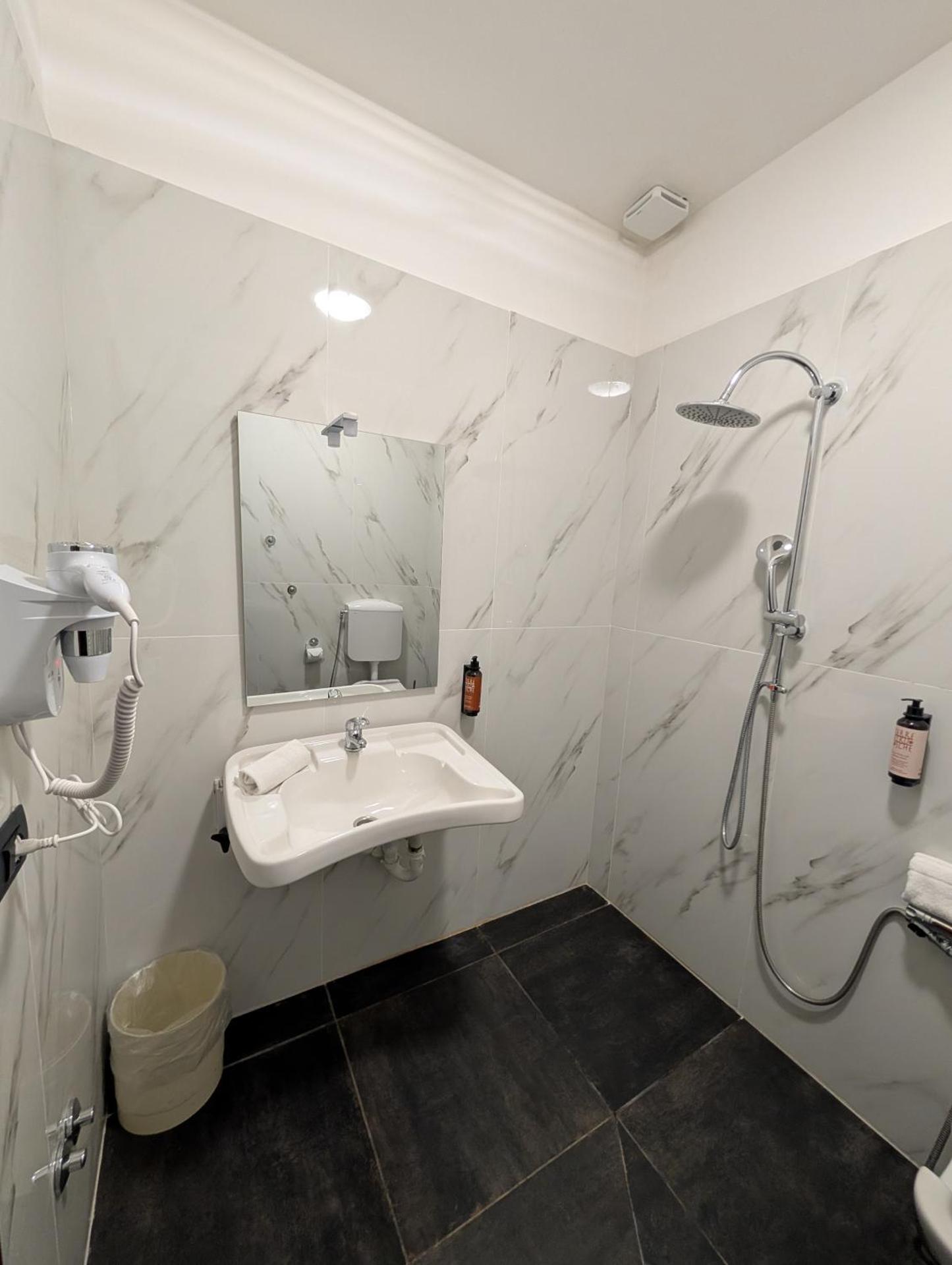 Hotel Carignano - Photo 59