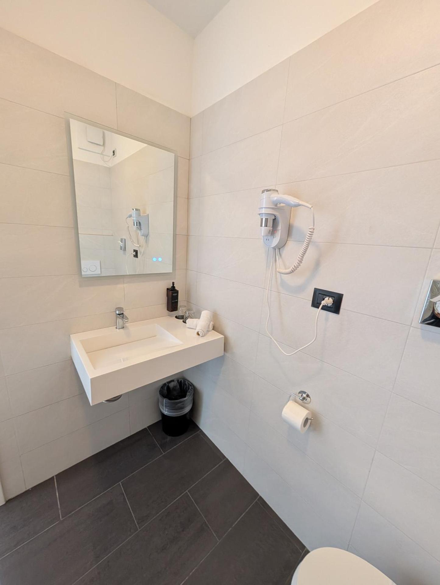 Hotel Carignano - Photo 74