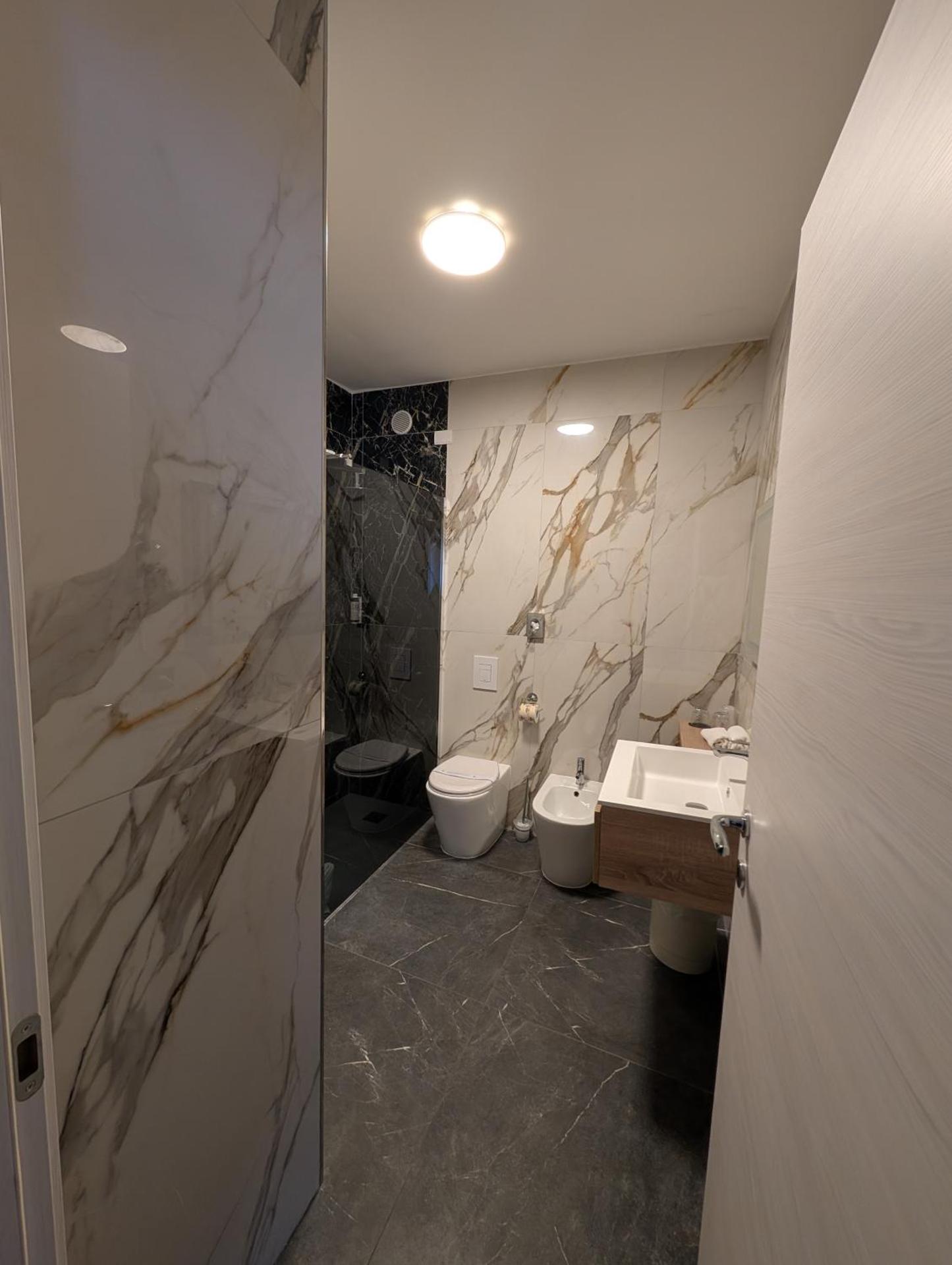 Hotel Carignano - Photo 51