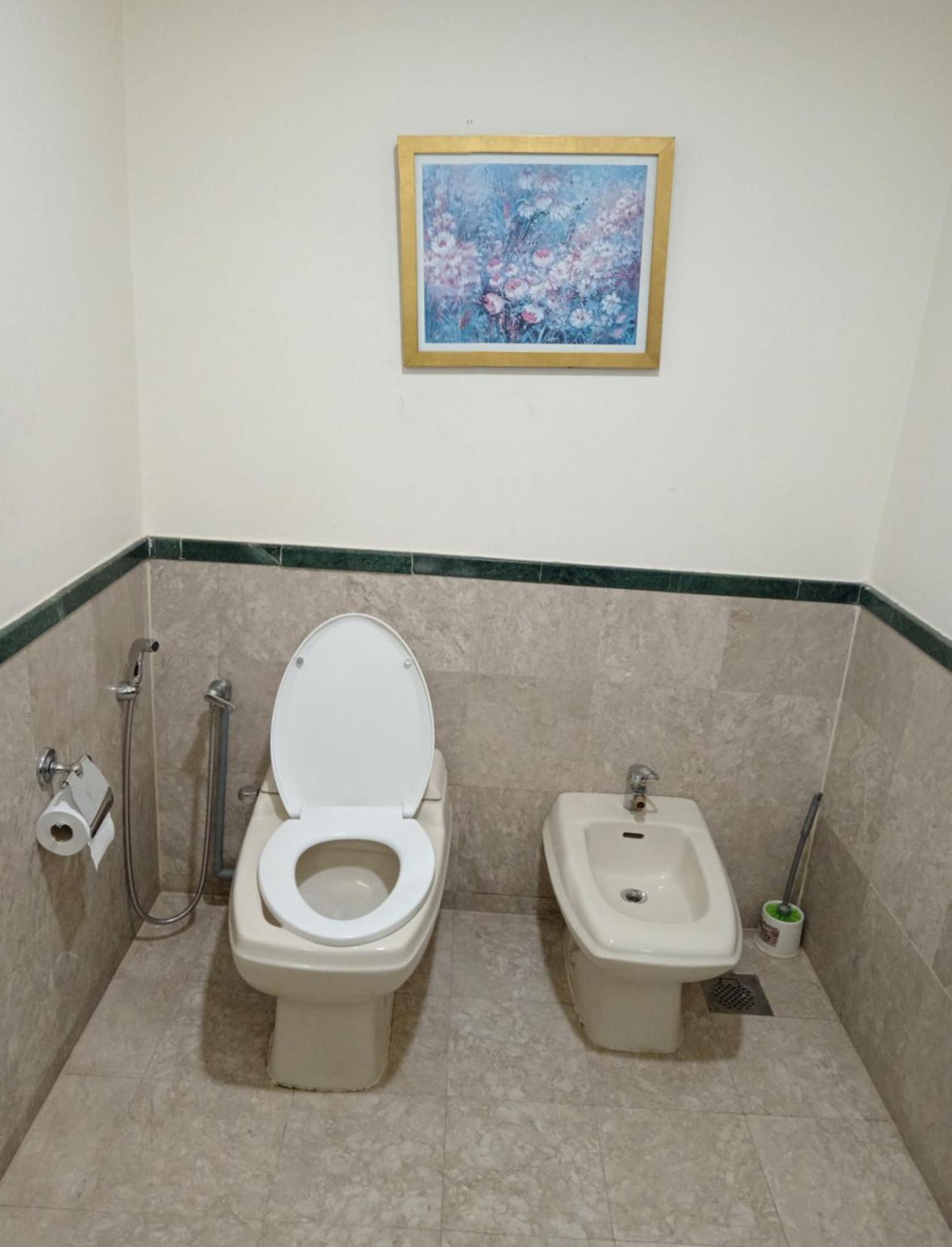 City Apartment at Times Square - Photo 32