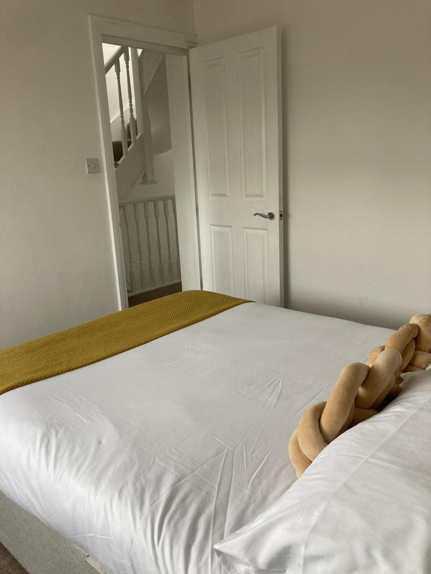 City Reach Retreat Spacious 4Bed House Startford Maryland Great Transport Links - Photo 31