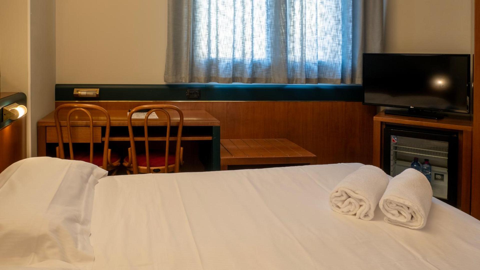 Hotel Des Etrangers - Photo 19