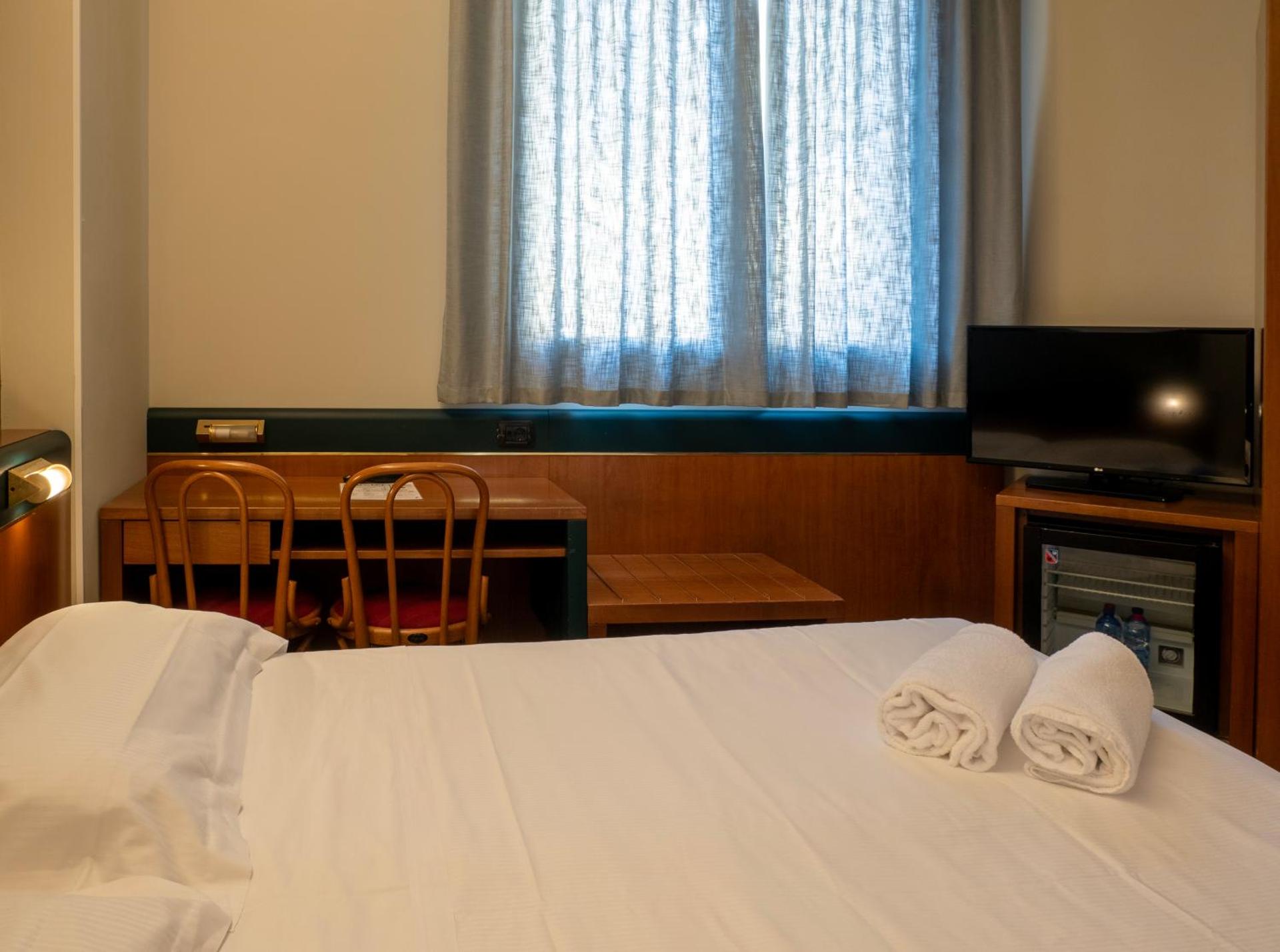 Hotel Des Etrangers - Photo 16