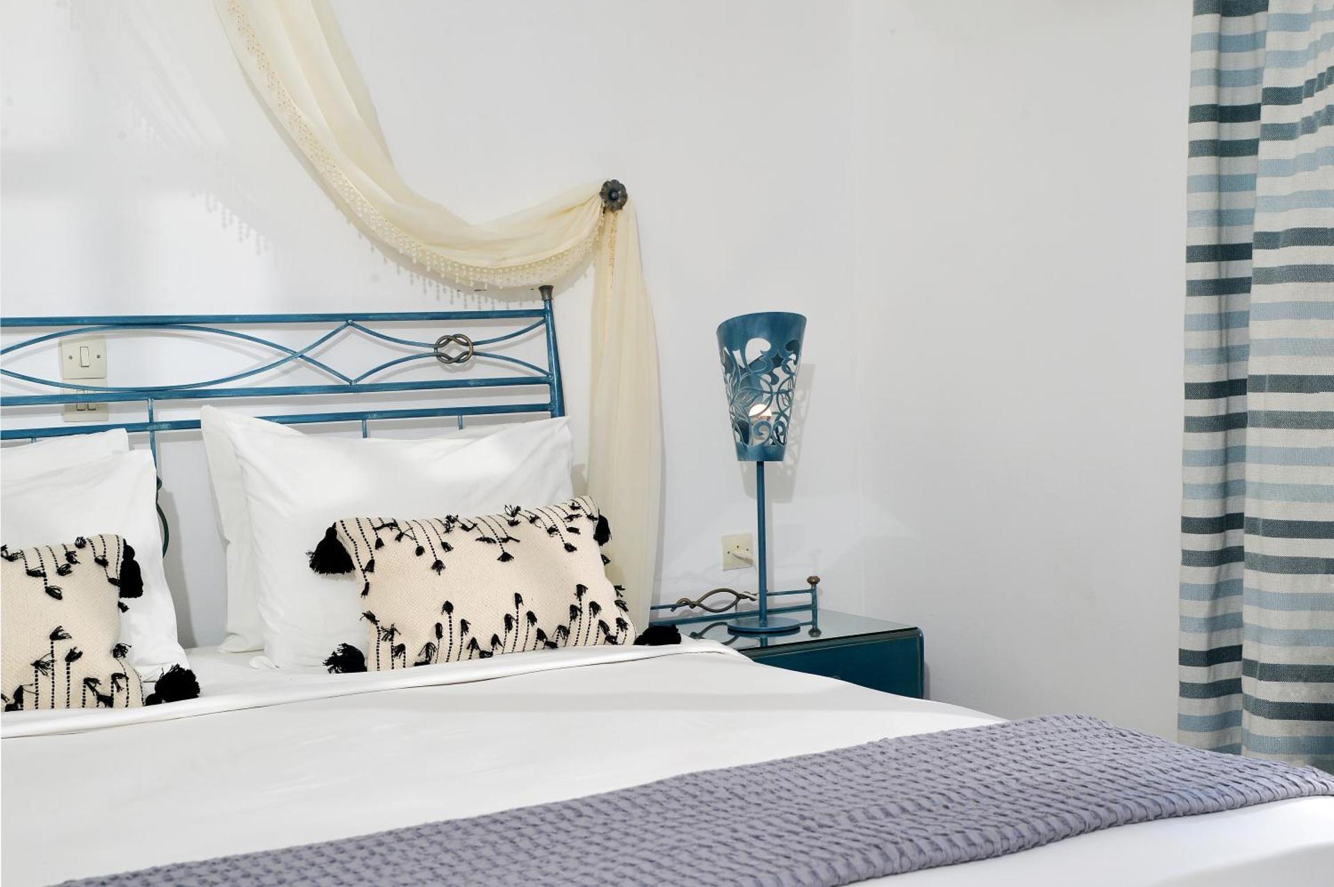 Vasilaras Hotel - Photo 16