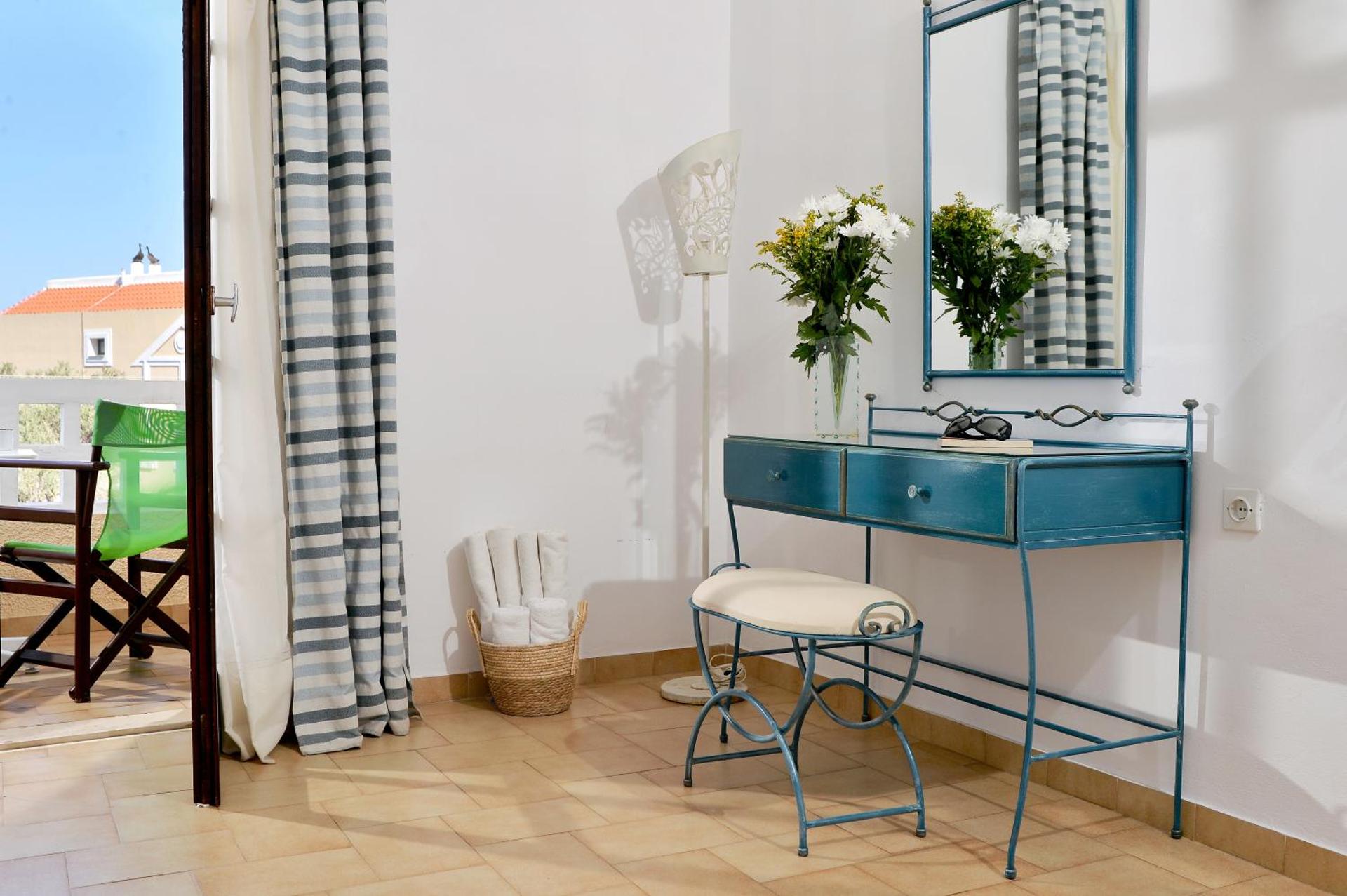 Vasilaras Hotel - Photo 22