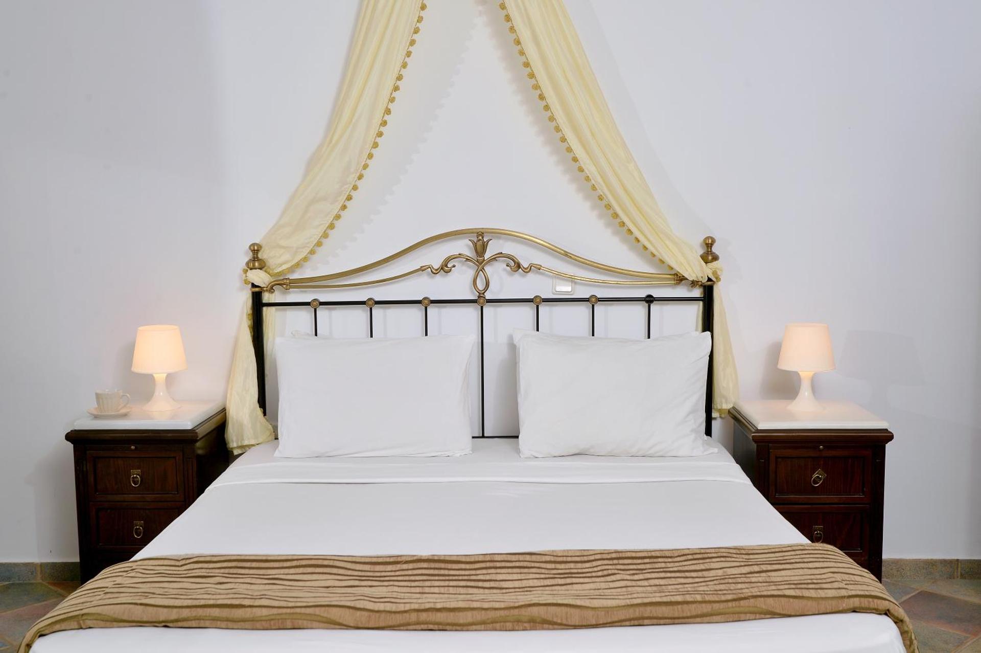 Vasilaras Hotel - Photo 30