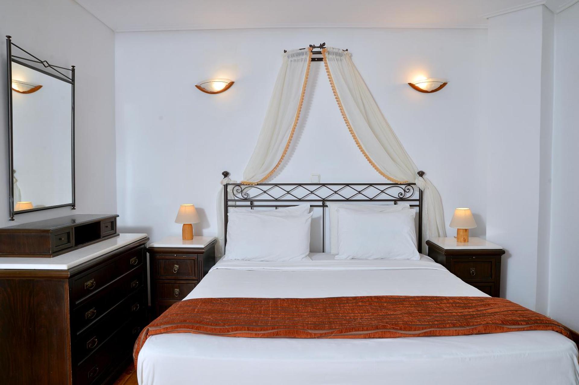 Vasilaras Hotel - Photo 49