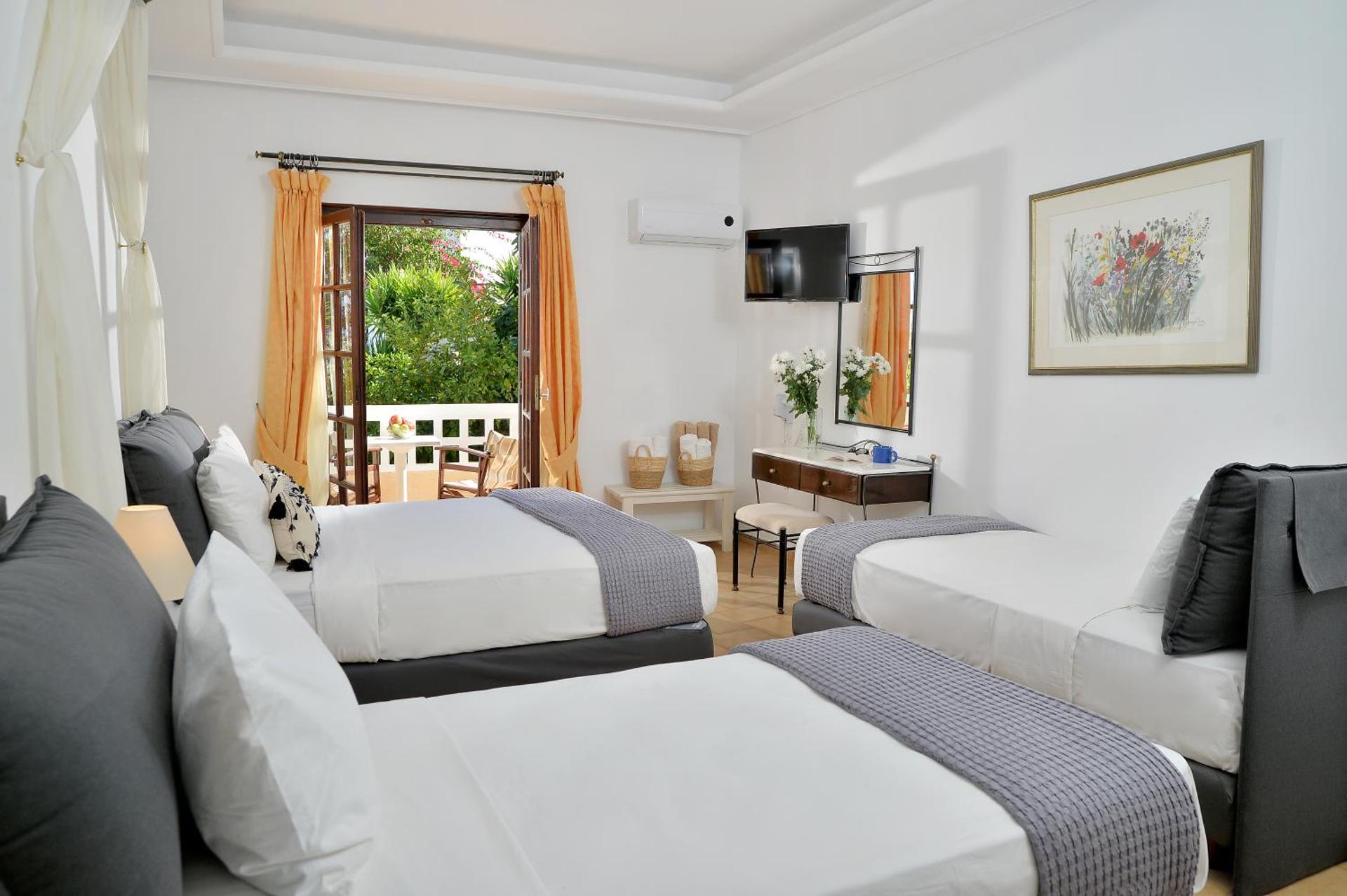 Vasilaras Hotel - Photo 60