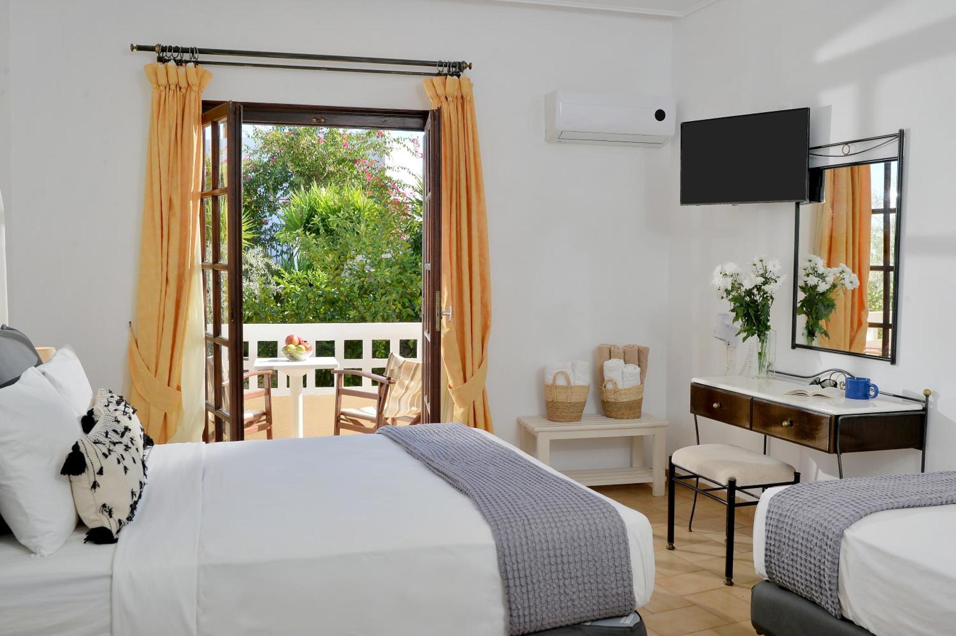 Vasilaras Hotel - Photo 64